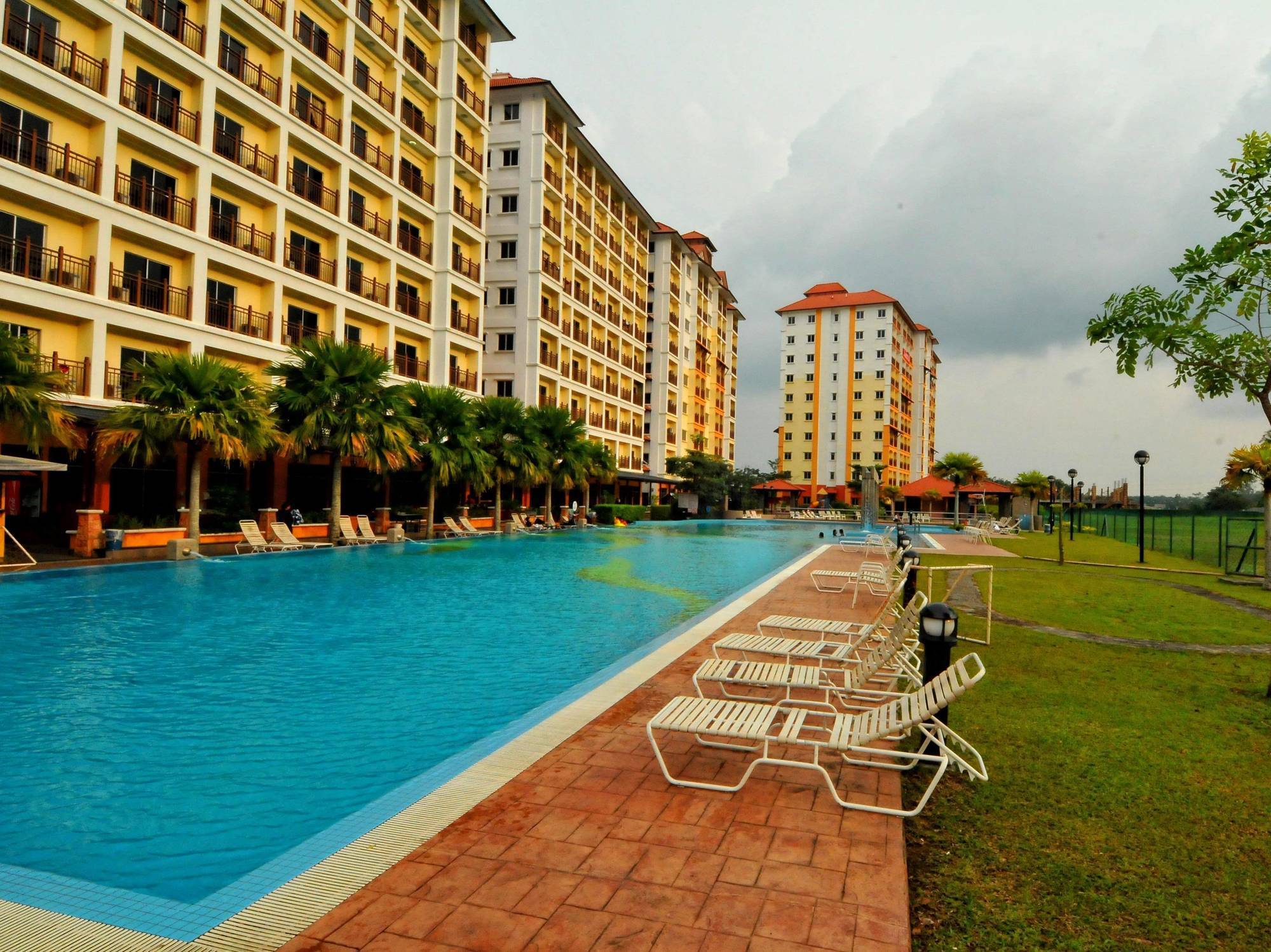 Suria Service Apartment-Hotel Bukit Merah Eksteriør bilde