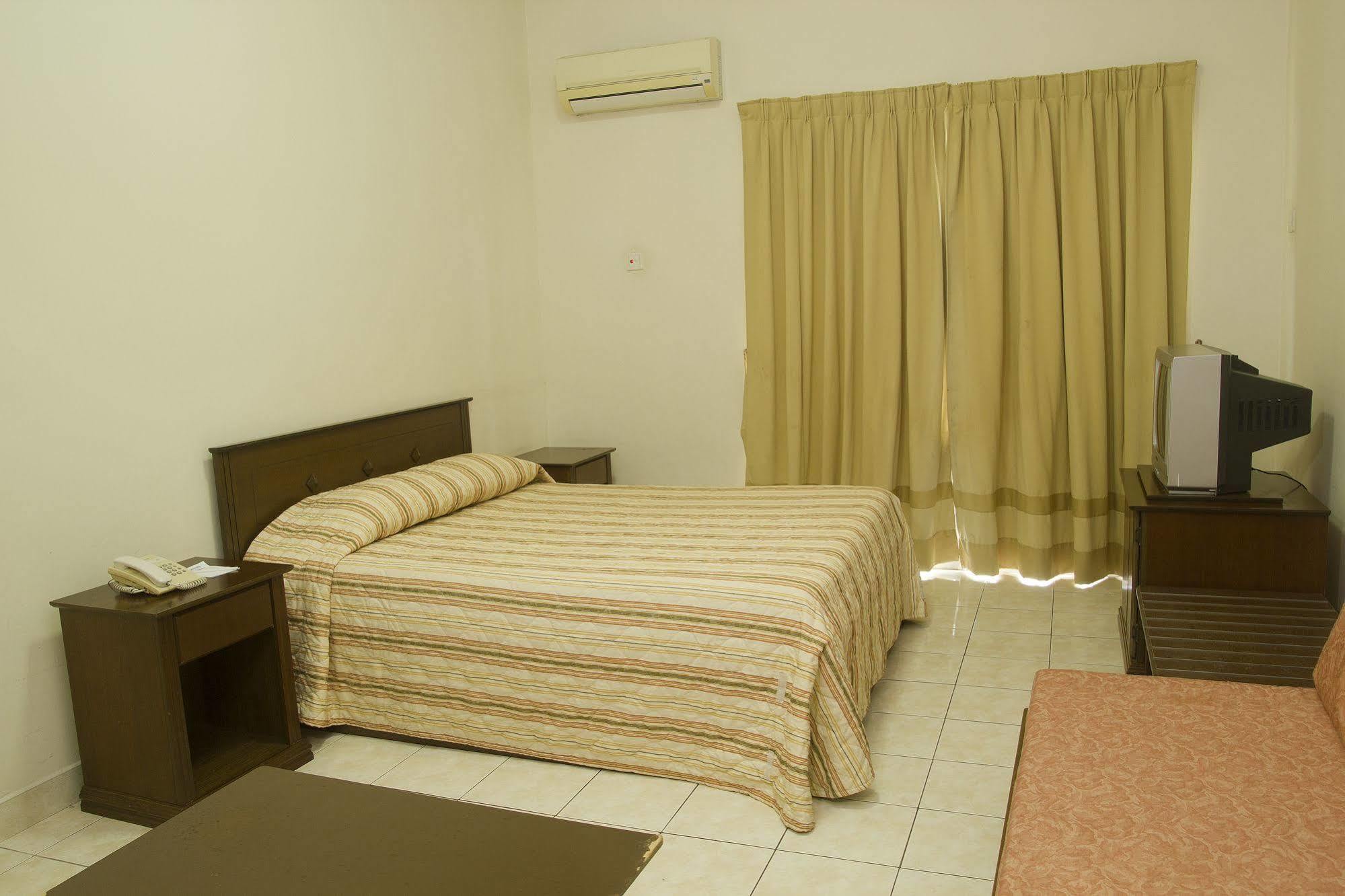 Suria Service Apartment-Hotel Bukit Merah Eksteriør bilde